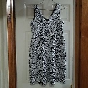 Motherhood Maternity Dress